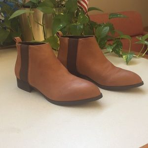 Nine West Chelsea Boots